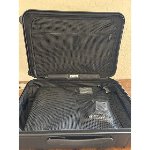 AWAY Carry-On Suitcase Black Hard Shell Spinner Luggage TSA Lock Cabin Bag - Picture 5 of 6